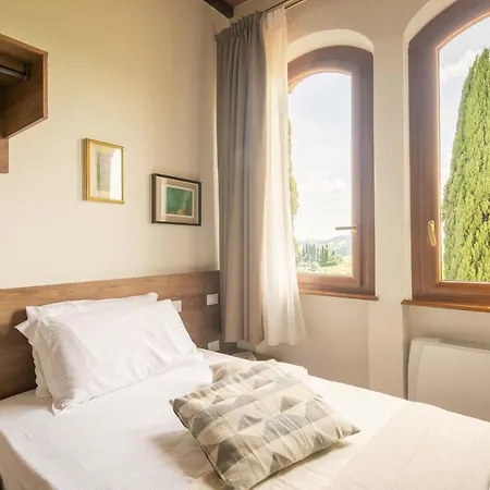 Podere La Quercia Farm stay San Gimignano